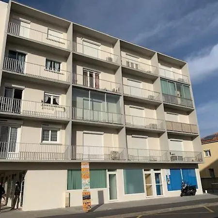 Apartment Face Mer, Grand De 32m2, Clim, Wifi, Parking, Proche Commerces *