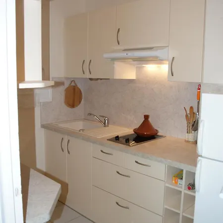 Apartment Face Mer, Grand De 32m2, Clim, Wifi, Parking, Proche Commerces